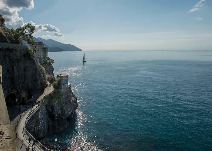 La Casa Del Doganiere * 몬테로소 알 마레